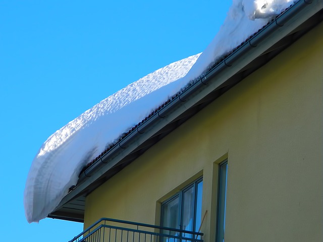 ice dam on roof